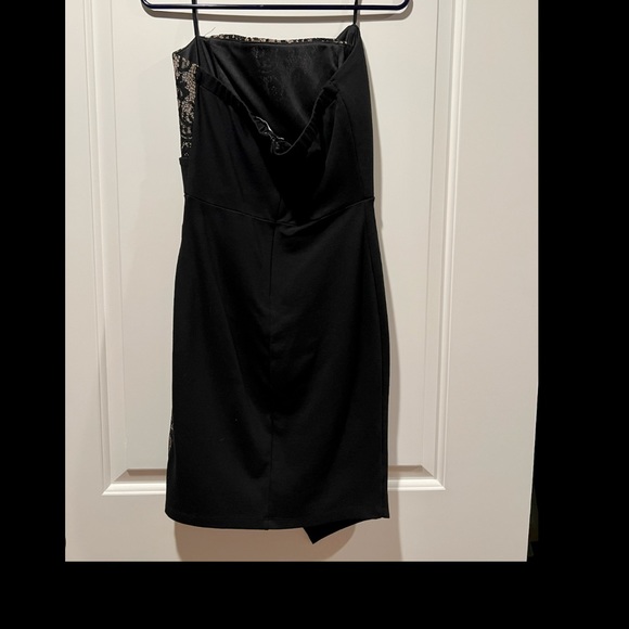 New black lace mini dress size M. - Picture 3 of 5